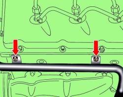 Расположение болтов крепления правой секции трубы системы охлаждения к головке блока цилиндров дизельного двигателя 2,5 л