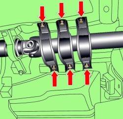 Расположение болтов крепления туннеля карданного вала