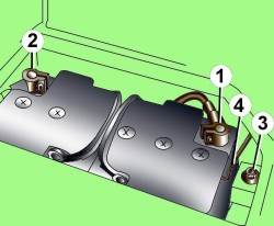 Элементы крепления и соединения аккумулятора